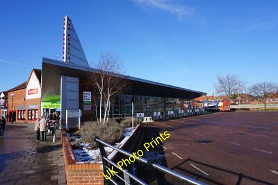 Foto 12x8 Retford Busbahnhof Ein ruhiger Moment an einem sehr kalten Wochentag. c2015
