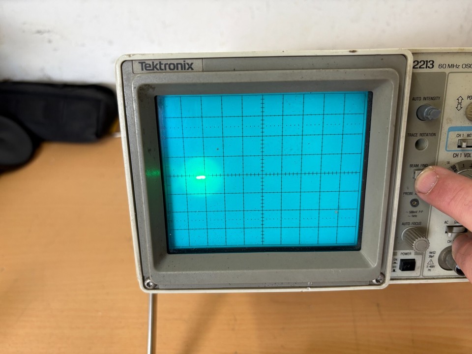 Tektronix 2213 60 MHz 2 Channel Analogue Oscilloscope (R4) | eBay UK