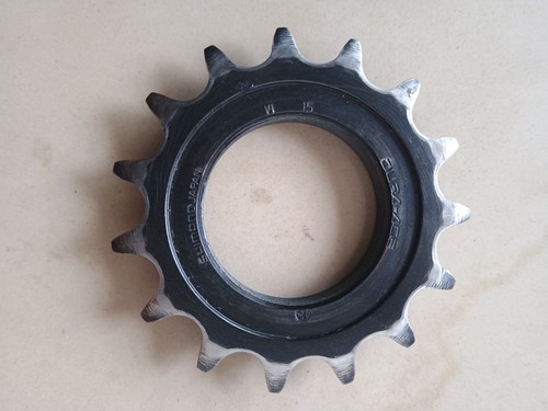 Vision NS track 52T chainring, 144 mm BCD and Shimano 15T rear track sprocket - Picture 8 of 8