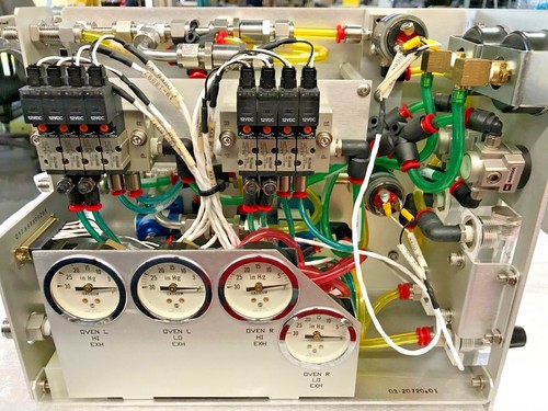 Módulo de control de aire para horno de procesamiento de obleas Novellus 02-18029-002 - Imagen 2 de 10