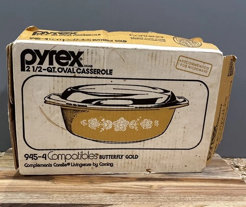 PYREX ORIGINAL Butterfly Gold Vintage Oval Casserole Dish 2.5QT BOX ONLY 945-4