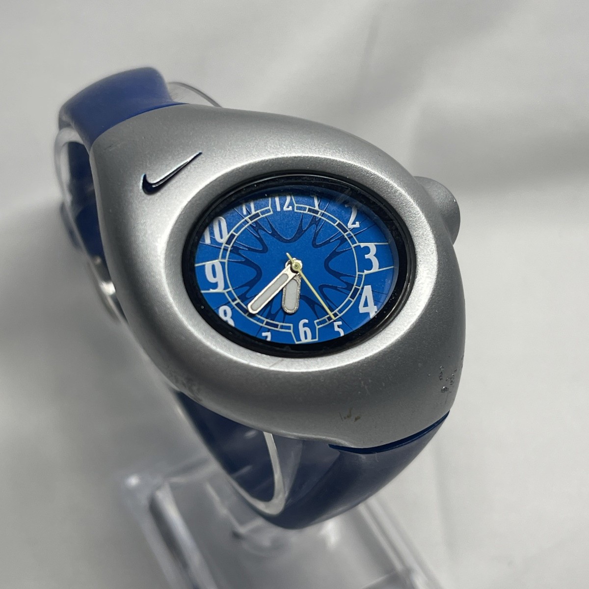 Nike Triax Swift WR0093 Analog Sport Watch Blue Silver NEW