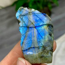 24G Natural Beautiful colored light Labradorite free-form inornament ornament