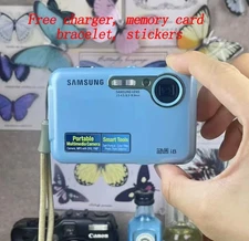 Samsung i8 8MP Touchscreen Slim Digital Camera 3x Optical Zoom Retro Travel Cam