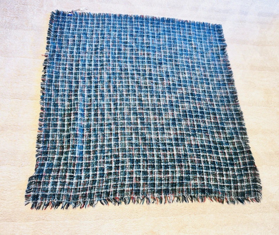 Apt 9 Multicolor Woven Soft Square Throw Blanket Coolection 50x50 Wrap or Scarf - Image 2 of 4