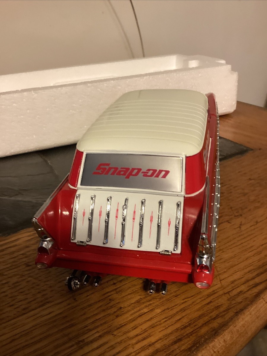 Crown Premiums Snap-On Glomad 1957 Chevrolet Nomad Custom Wagon 1