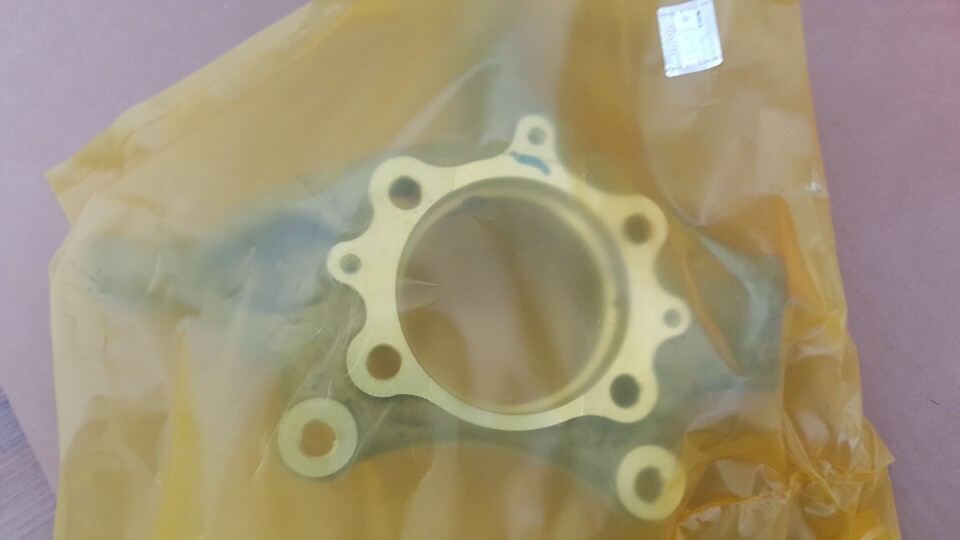 ま OEM 51711-F6000 Knuckle Front Axle RH Right Free EMS for KIA