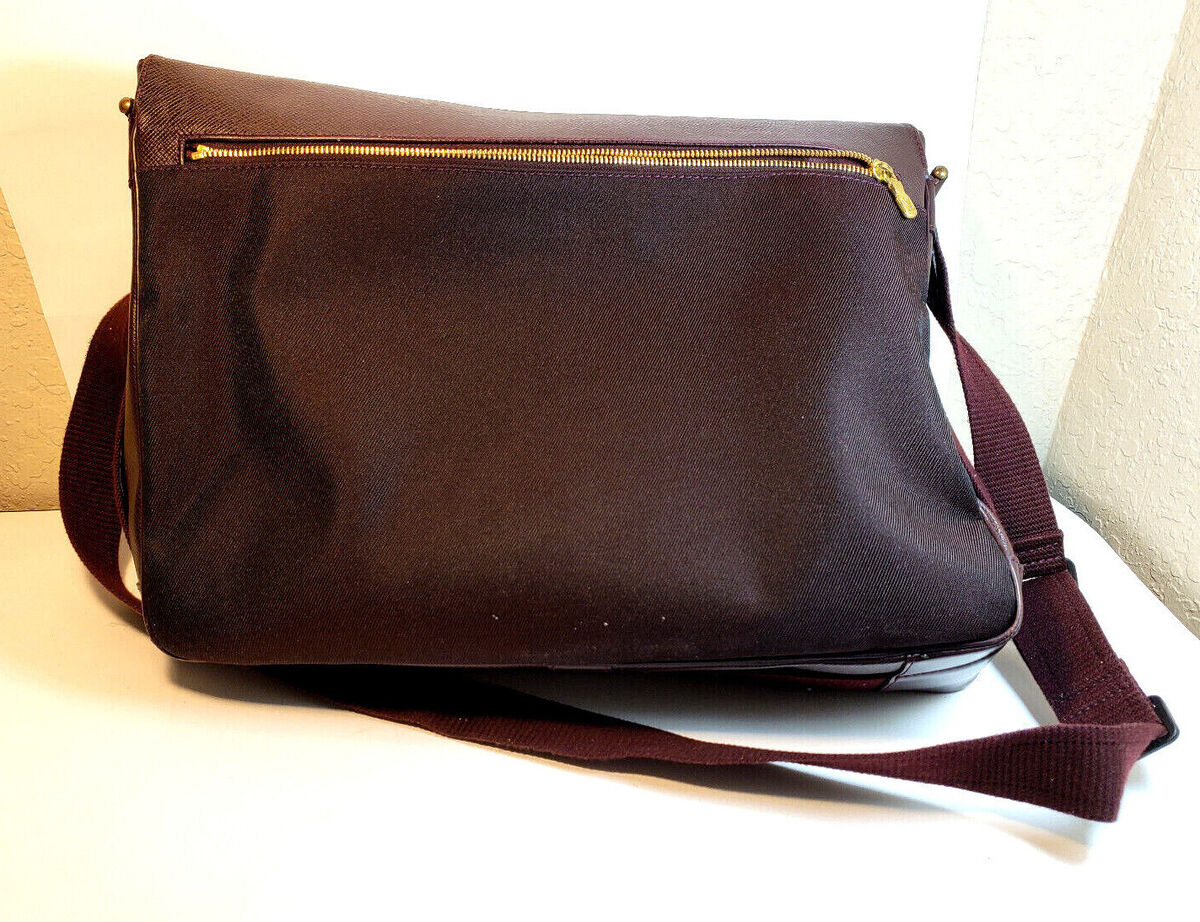 taiga dersou messenger bag