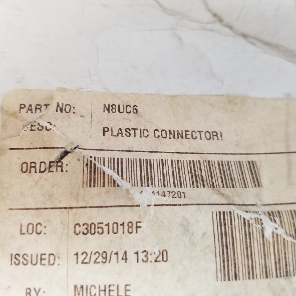 Parker Hannifin N8UC6 Lot Of 22 Nylon 3/8" X 1/2" Fast & Tite Union Connectors - Image 2 of 4