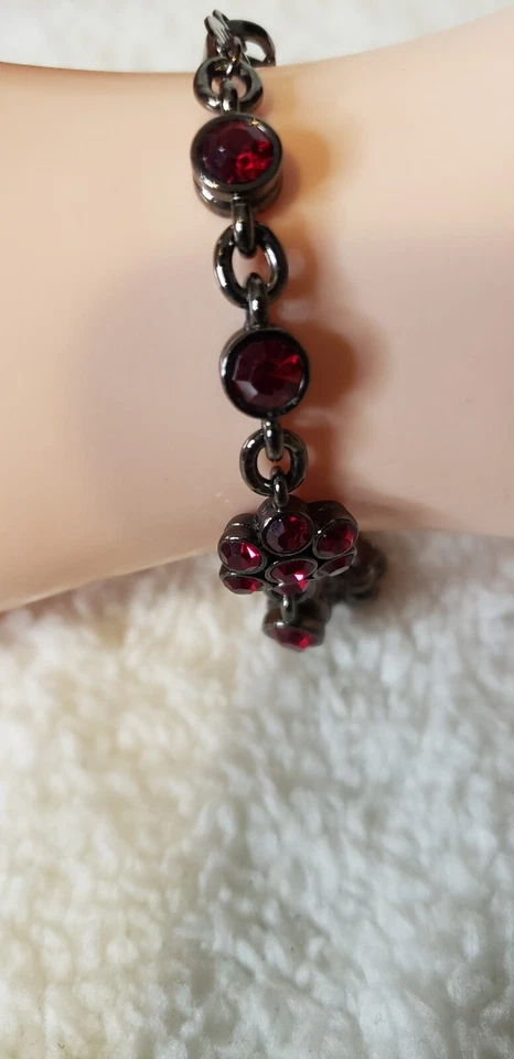 Liz Claiborne Deep Red Rhinestone Bracelet Gun Metal 7 1/2" - Image 3 of 4
