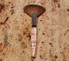 Trish McEvoy Brush 62 Fan