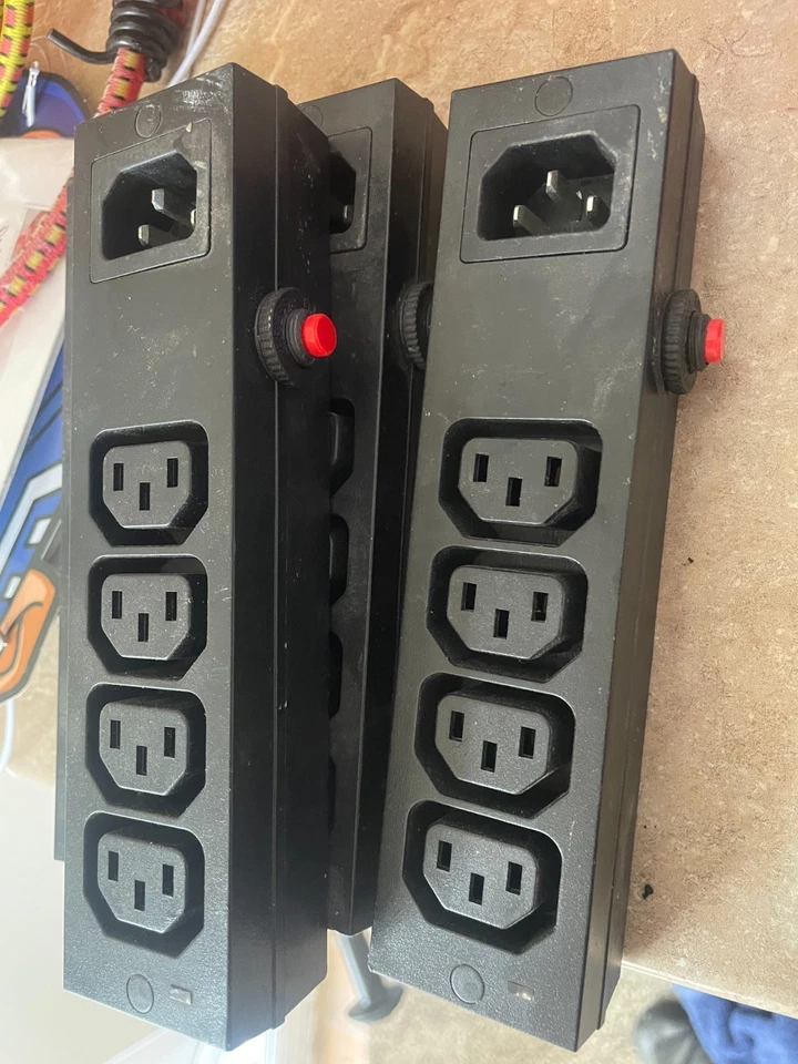 IEC 10A 250V C14 4 Way Power Distributor Unit with Overload Switch - Image 2 of 2