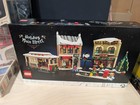 LEGO Icons: Holiday Main Street (10308) — photo 1