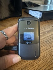 LG VX5600 Flip Phone Gray/Silver, Verizon Vintage Works Perfectly