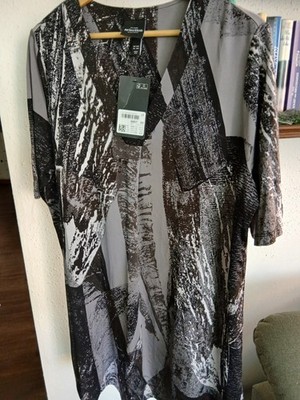 Ulla Popken Selection Longshirt/ Tunika 46/48 Neu, Grau, Schwarz, Weiß gemustert
