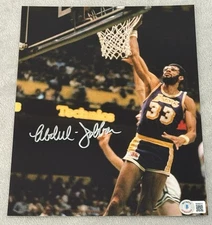 Kareem Abdul-Jabbar Signed Autographed 8x10 Photo Lakers Rare Beckett  BAS COA