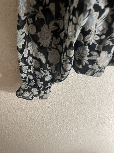 Lucky Brand Floral Top - Shirt /Sz Medium/ Pre Owned - Picture 5 of 5