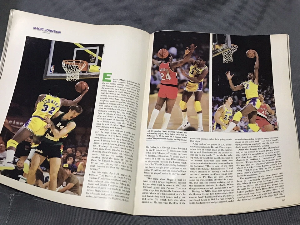 Revista Sports Illustrated Magic Johnson The Magic Man edición del 13 de mayo de 1985 Foto 2 de 4
