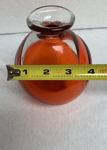 Gorgeous Designs Red Art Glass Vase - Picture 7 of 7