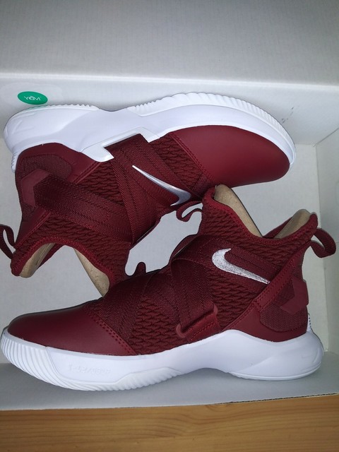 lebron soldier 12 burgundy