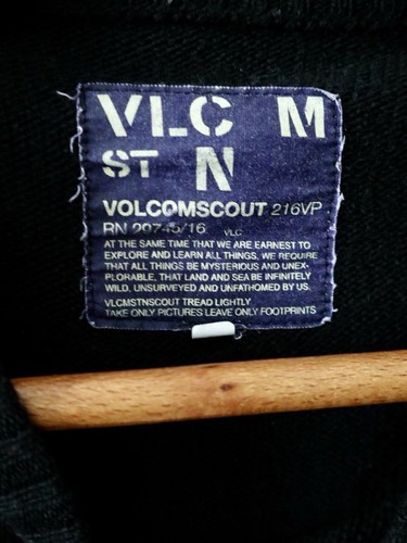 Vintage 00’s Volcom Mens M Black Knitted Pullover Jumper Embroidered Logo Y2K - Picture 7 of 8