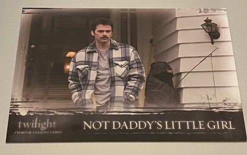 twilight saga trading cards #21 Not Daddy’s Little Girl - Picture 2 of 2