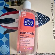 Clean Clear Essentials Acne/Blackheads Face Toner Salicylic Acid 8 fl oz