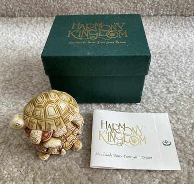 Harmony Kingdom ''Shell Game'' Turtles Stacked Trinket Box FREE SHIPPING