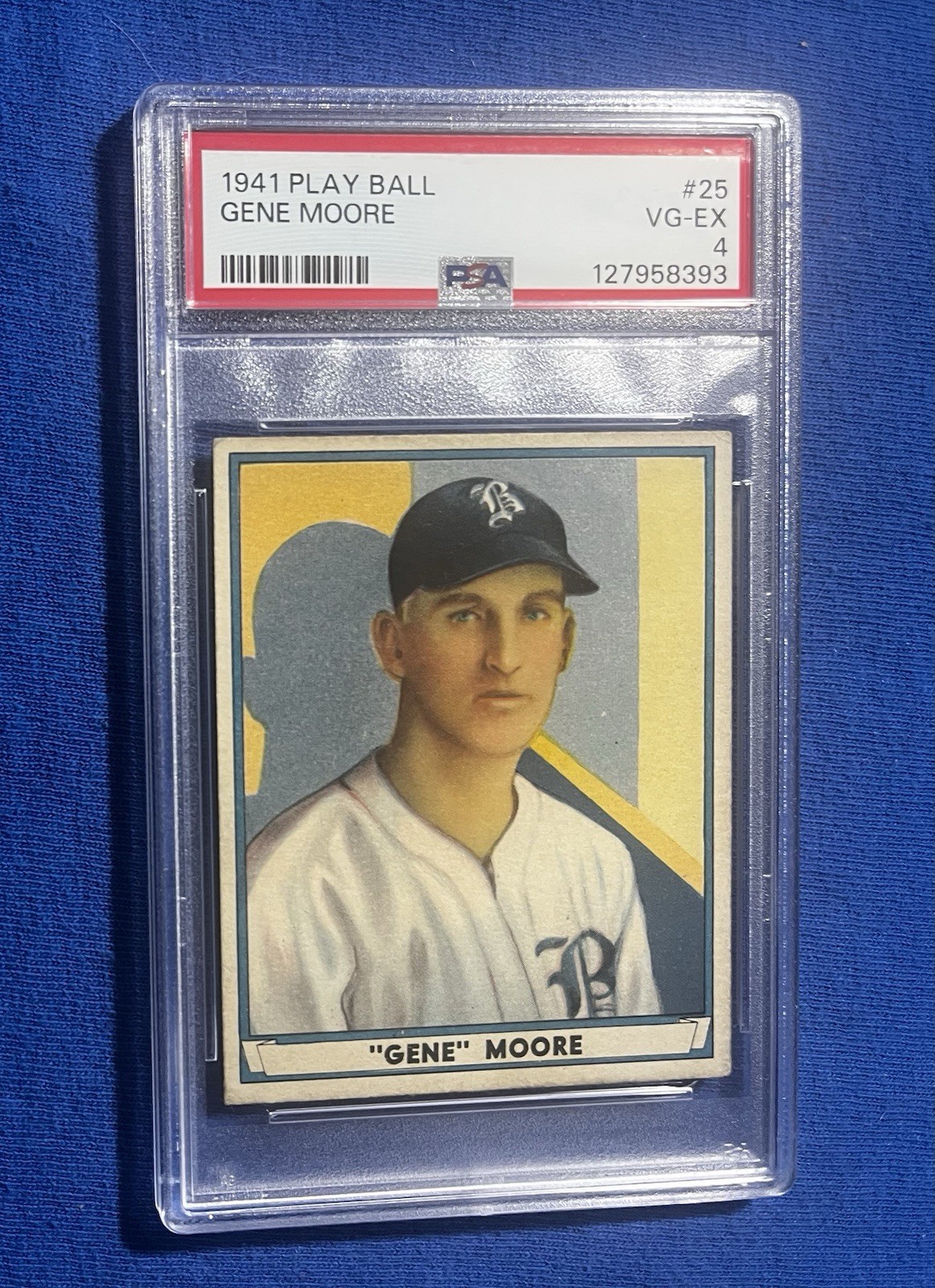 1941 Play Ball Baseball #25 Gene Moore PSA 4