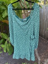 REFORMATION Ruffled Cammi FloralPrint Mini Dress in Green Viscose Size 12