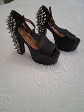 JEFFREY CAMPBELL Foxy Spike nero plateau cinturino borchie tacchi taglia 6,5 (37)