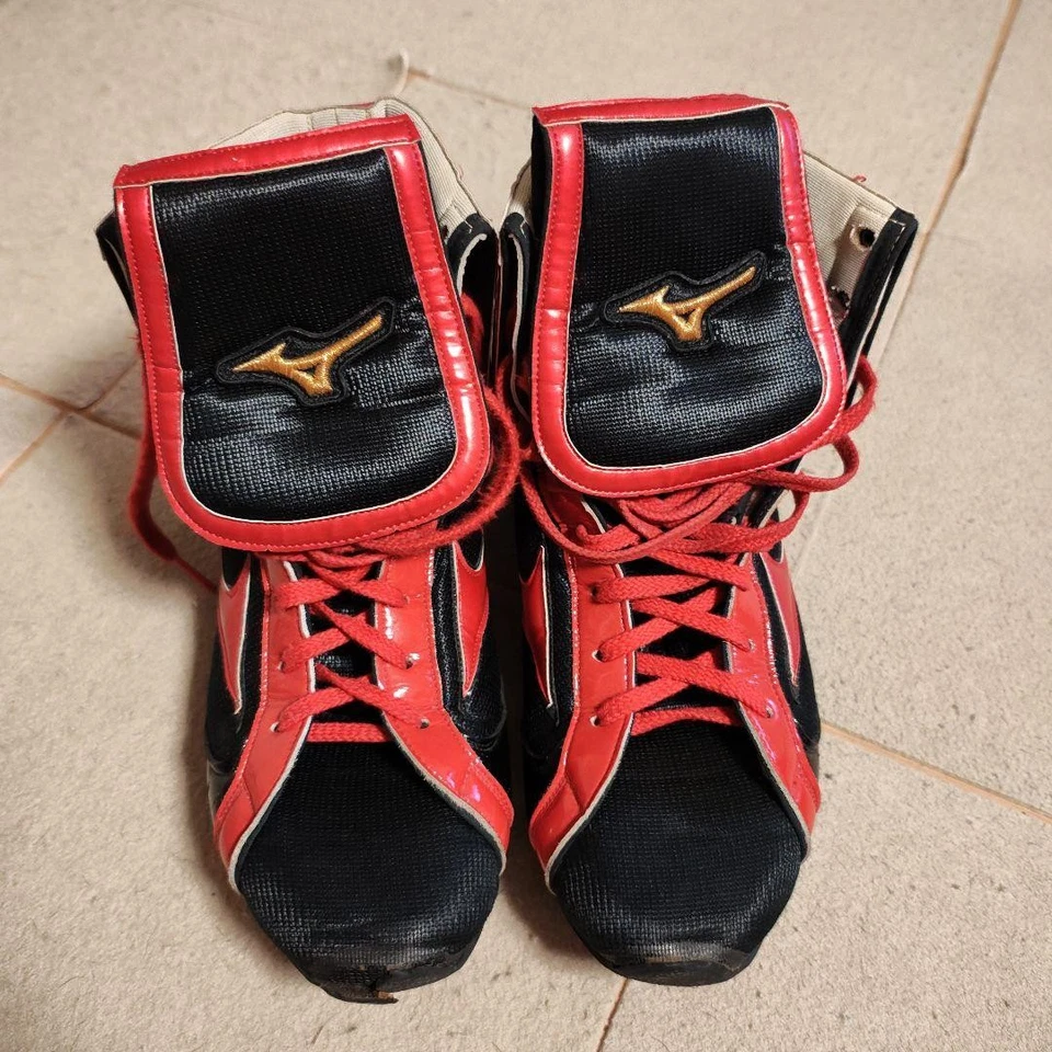 Zapatos de Boxeo MIZUNO EF184 Negro Rojo Línea US7.5 / 25.5cm 21GX184 Usados Foto 2 de 4