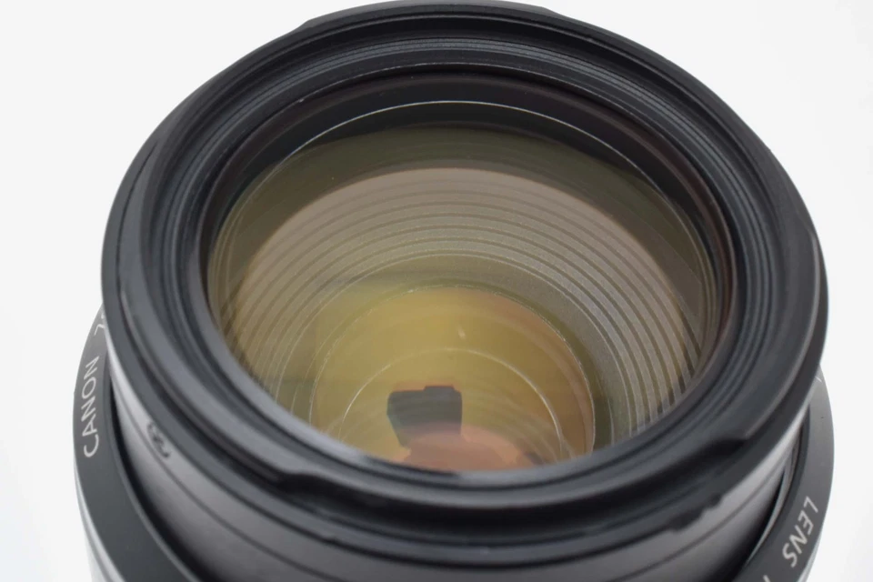 Canon EF 55-200mm F/4.5-5.6 II USM AF Telephoto Zoom Lens From JAPAN #2583102 - Image 4 of 4