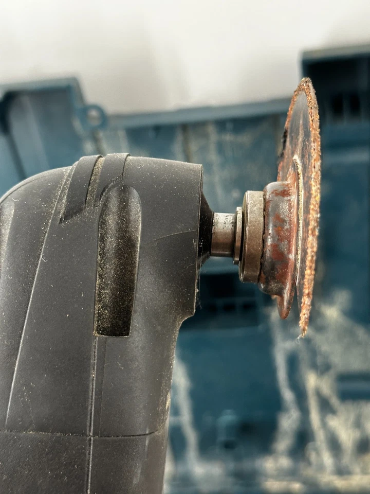 Беспроводной осциллирующий мультиинструмент Bosch PS50 12 В — только инструмент - Изображение 3 из 4