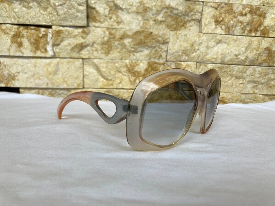 VINTAGE SAMCO SUNGLASSES SQUARED OVERSIZED 1960'S UNUSED WITH TAGS UNISEX PARTY - Image 3 of 4