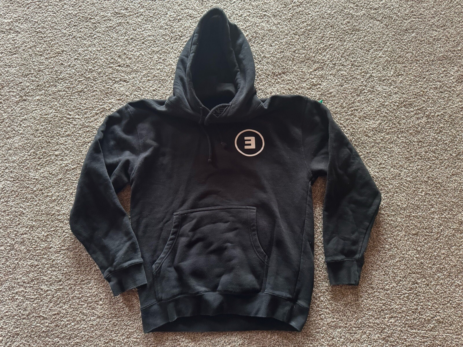 Picture 1 of 4