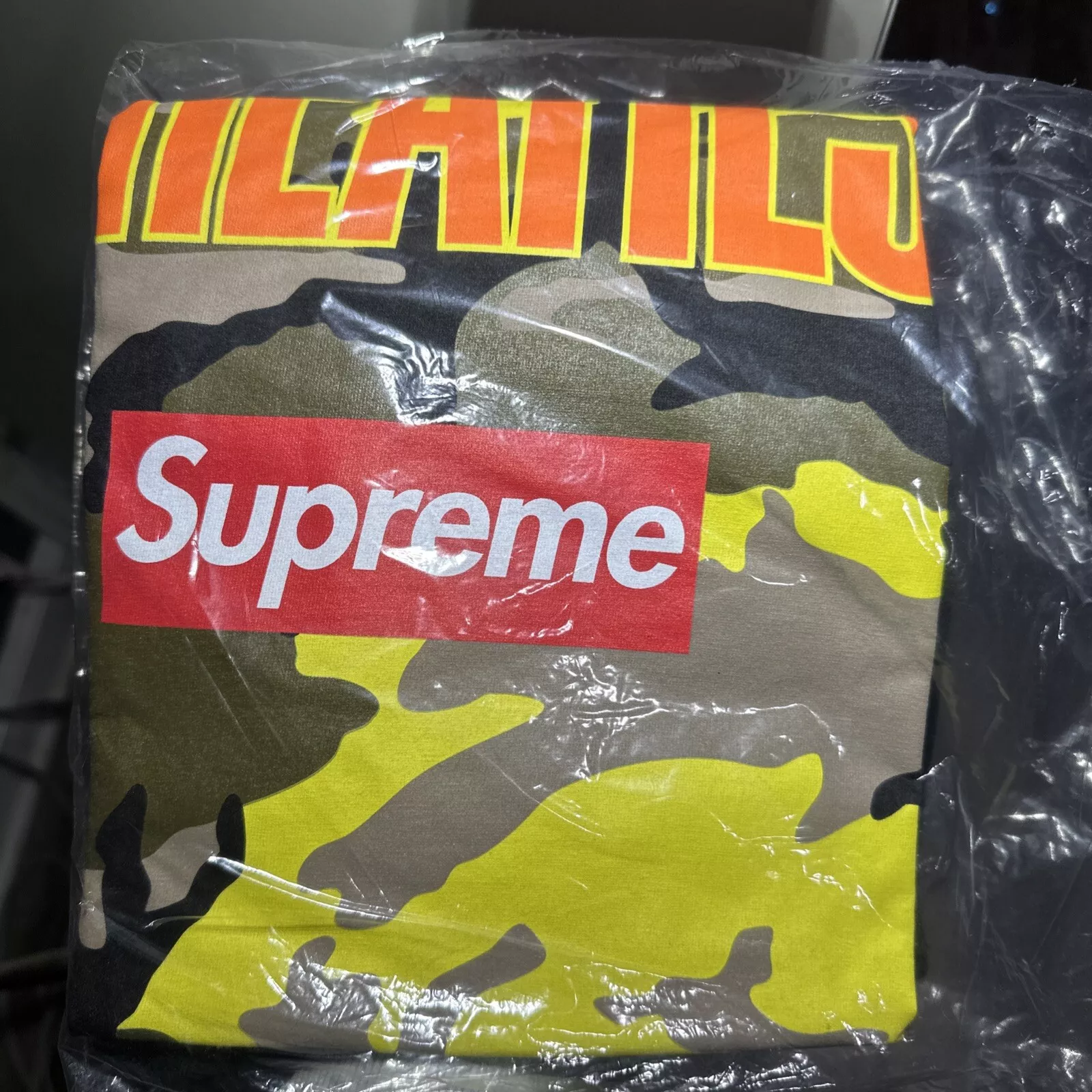 Grand t shirt noir Supreme Wheaties NEUF SS21