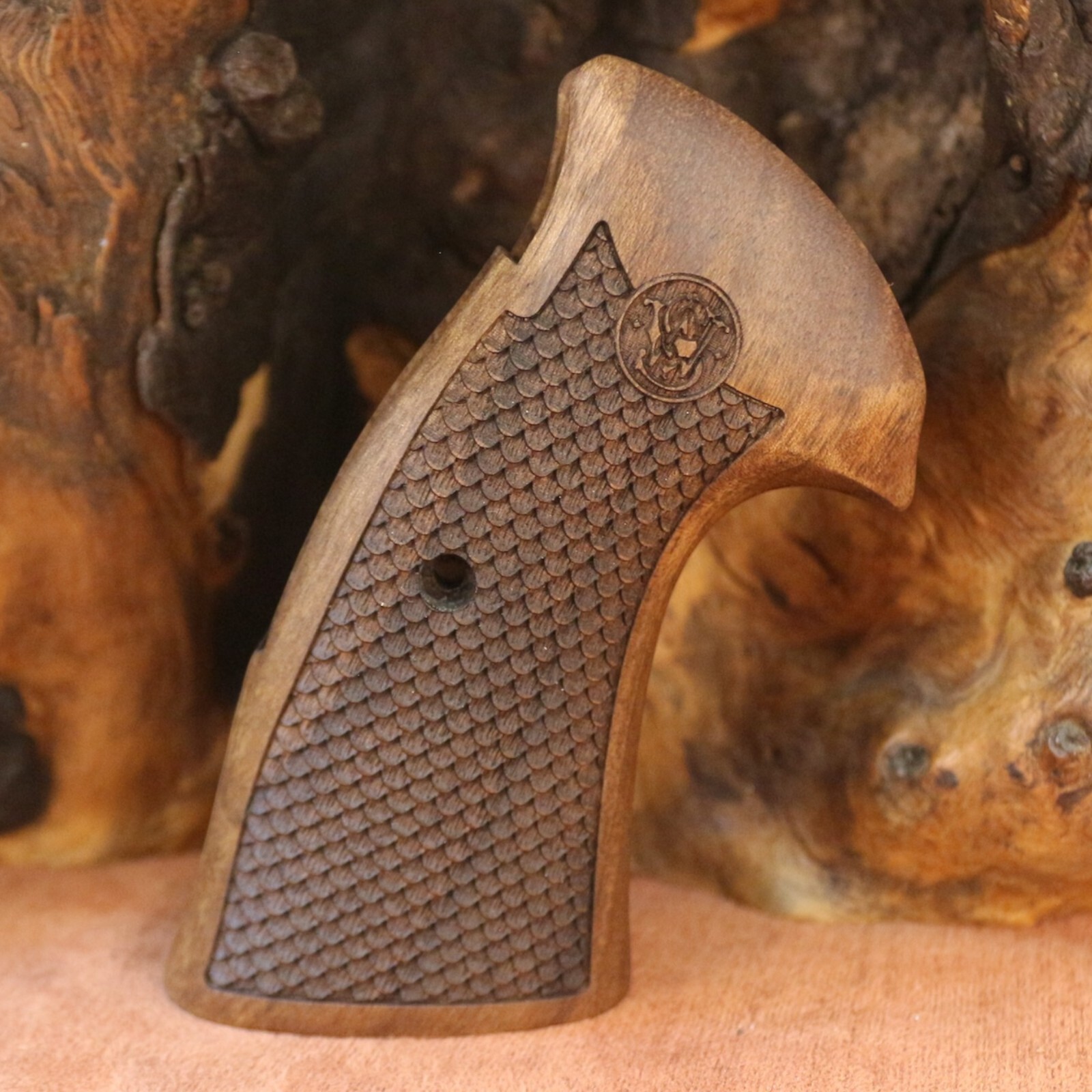 Smith Wesson K & L Frame Squarebutt Walnut Wooden Grips, Laser Logo