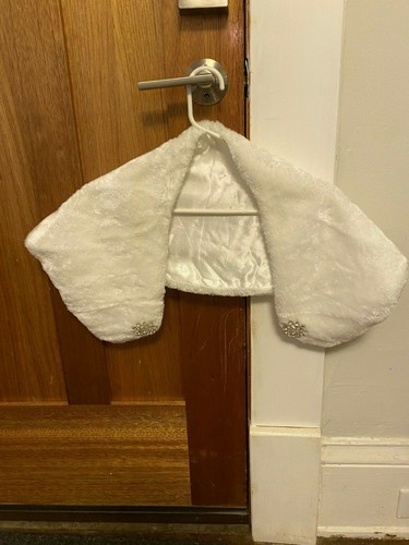 Caracilia Faux Fur Shawl Wraps (for winter weddings) - Qty. 8