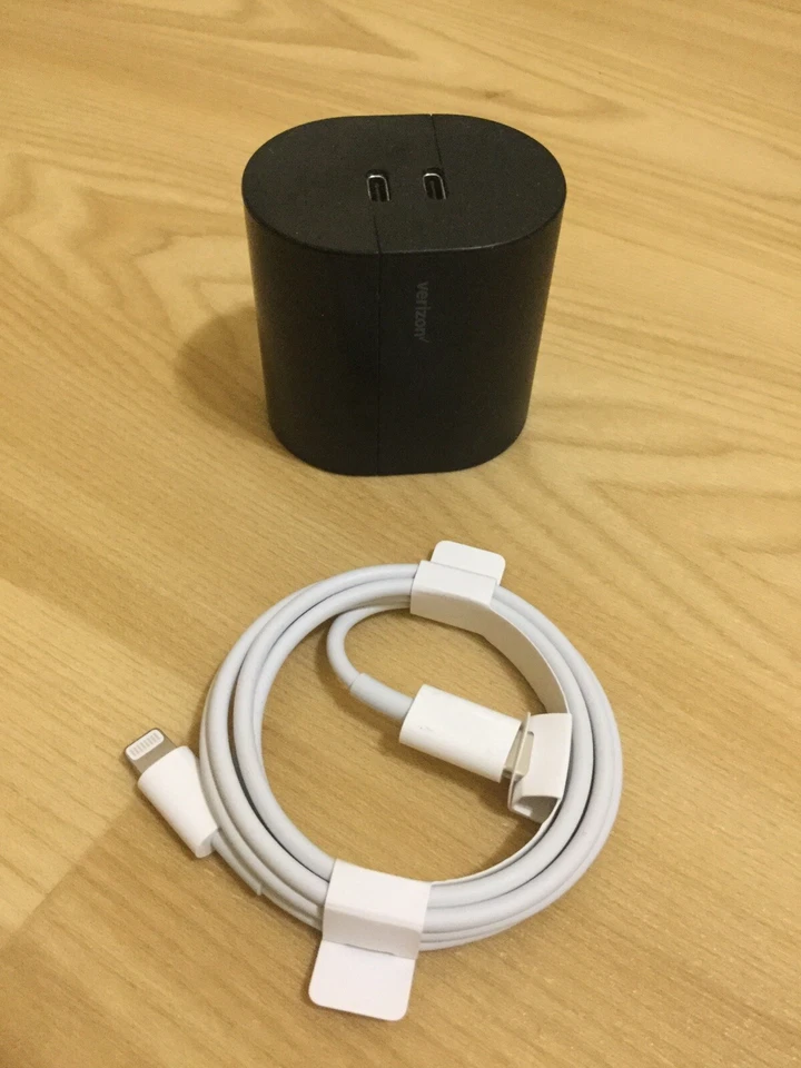 New Original Genuine Apple Iphone 11 & Iphone 11 Pro OEM Verizon Wall Charger - Image 2 of 4