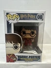 Funko Pop! Vinyl Harry Potter Quidditch Robes #8 Golden Snitch Broom Firebolt