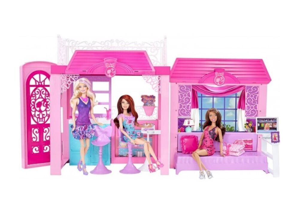 Barbie PinkTastic Glam Vacation House with Doll Exclusive Set Box