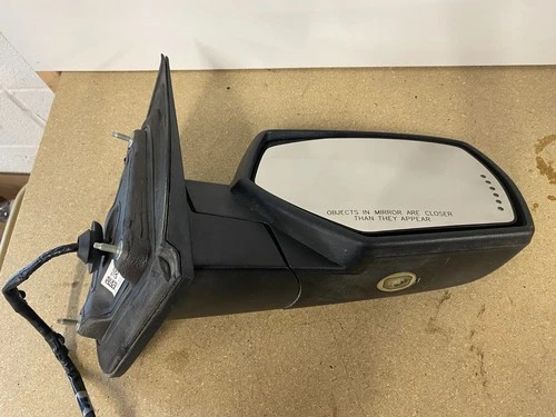 2014-2018 Chevy Silverado GMC Sierra Right Passenger Side Signal Door Mirror OEM