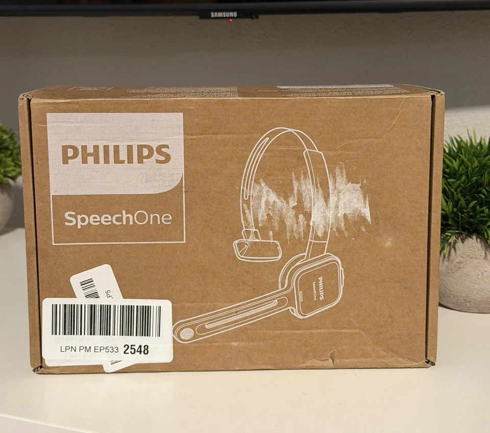 Philips SpeechOne PSM6500 Wireless Dictation Headset with Remote Control - Image 2 of 4
