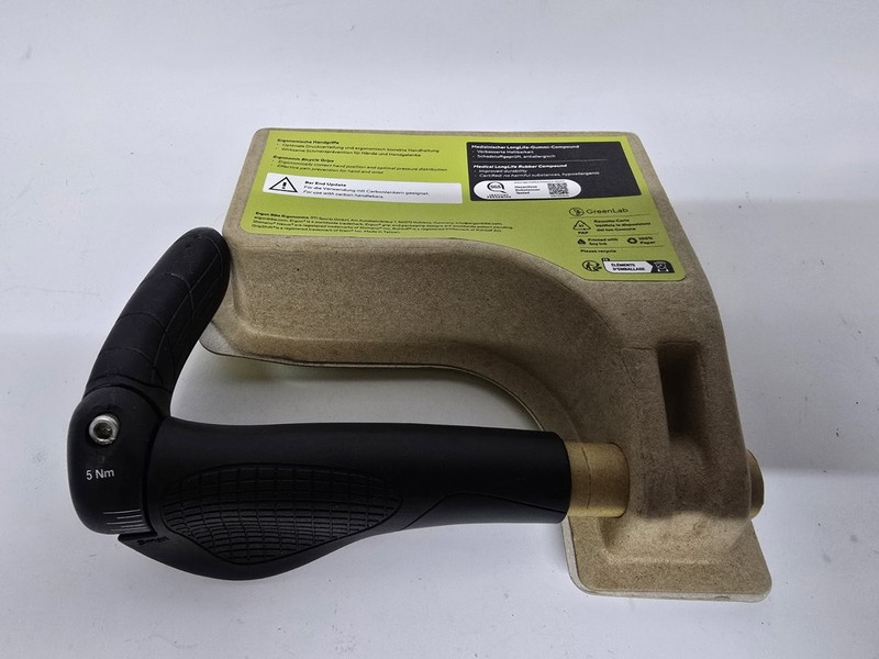 Ergon GP3 - Ergo Lock on Handlebar Grips with Bar End size S Small