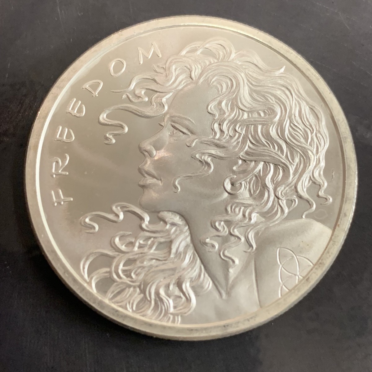 Freedom, Silver Shield 2021, 1 troy oz .999 Fine Silver Art Round