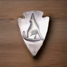 ARROWHEAD Howling WOLF PENDANT Muzzleloader Black powder Musket rifle Trade 