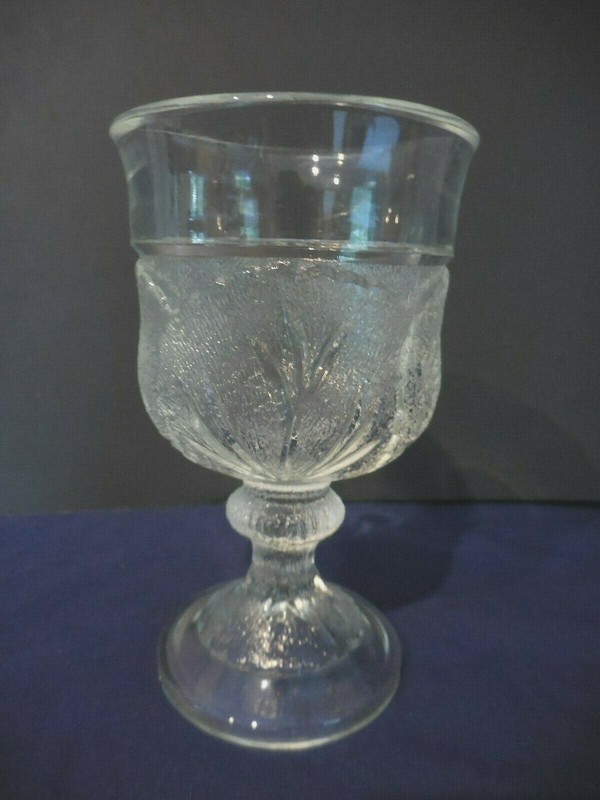 Indiana Glass Pebble Leaf Clear Wine Juice Glass 6 ounce  5 1/8" H