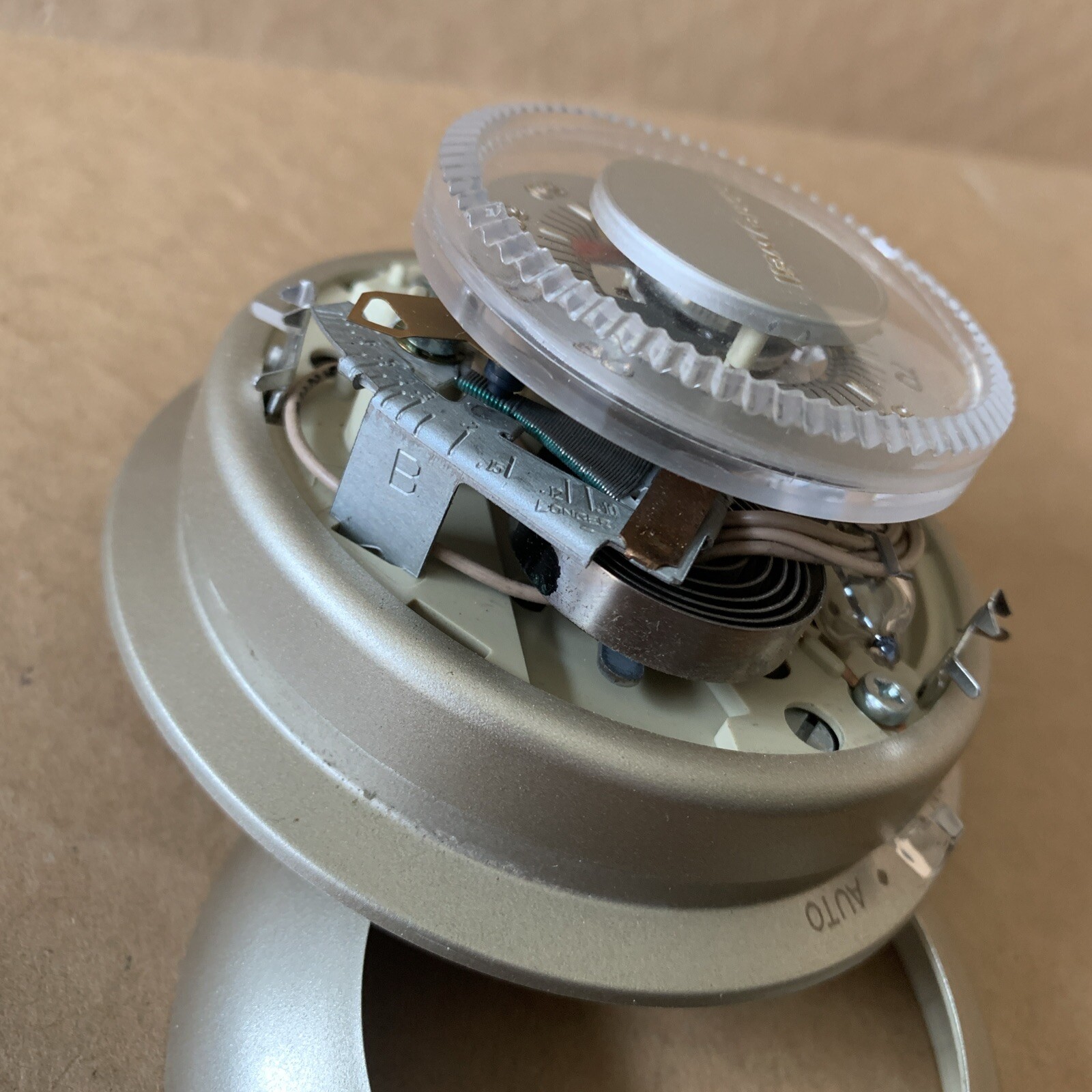 Honeywell T87F 2873 Heating & Cooling Thermostat Spdt Mercury NOS