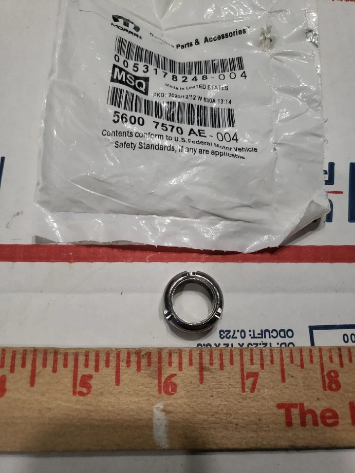 NUEVO OEM 2003-08 Dodge Ram 1500-3500 montaje de antena de radio tuerca cromada 56007570AE Foto 4 de 4